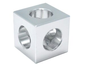 Hjørnebeslag 90º (cube). 20 X20 X20 MM. Hul 11 / 7,25. Aluminium