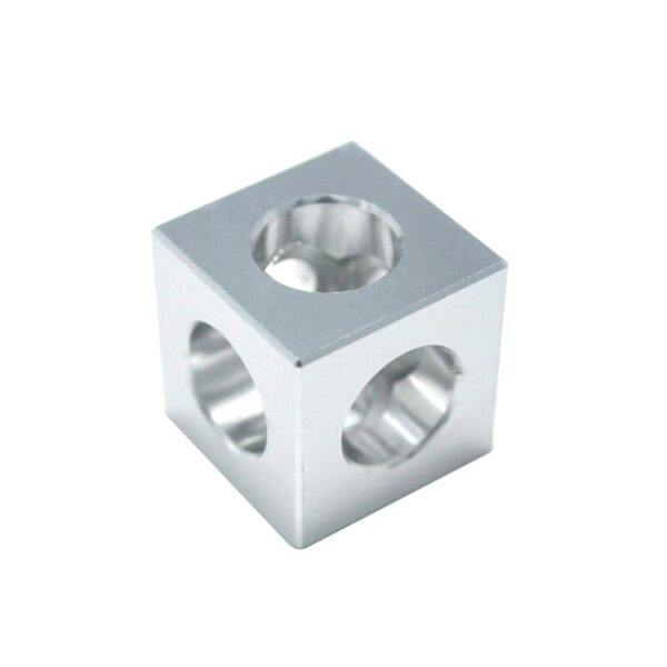 Hjørnebeslag 90º (cube). 20 X20 X20 MM. Hul 11 / 7,25. Aluminium